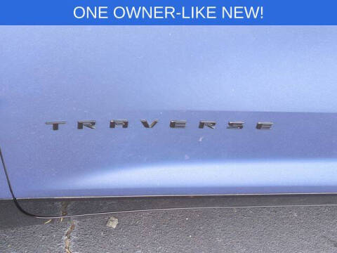 2025 Chevrolet Traverse RS