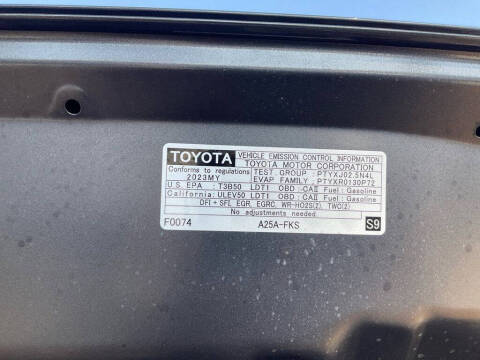 2023 Toyota RAV4 XLE