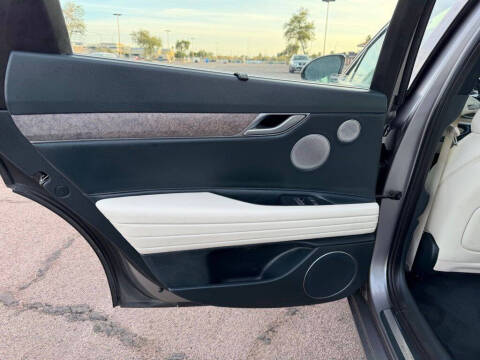 2023 Genesis Electrified G80