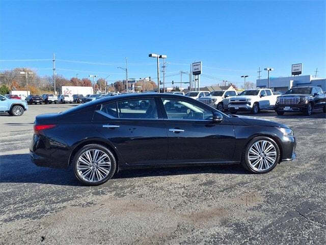 2023 Nissan Altima 2.5 SL