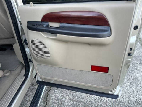 2005 Ford Excursion Limited