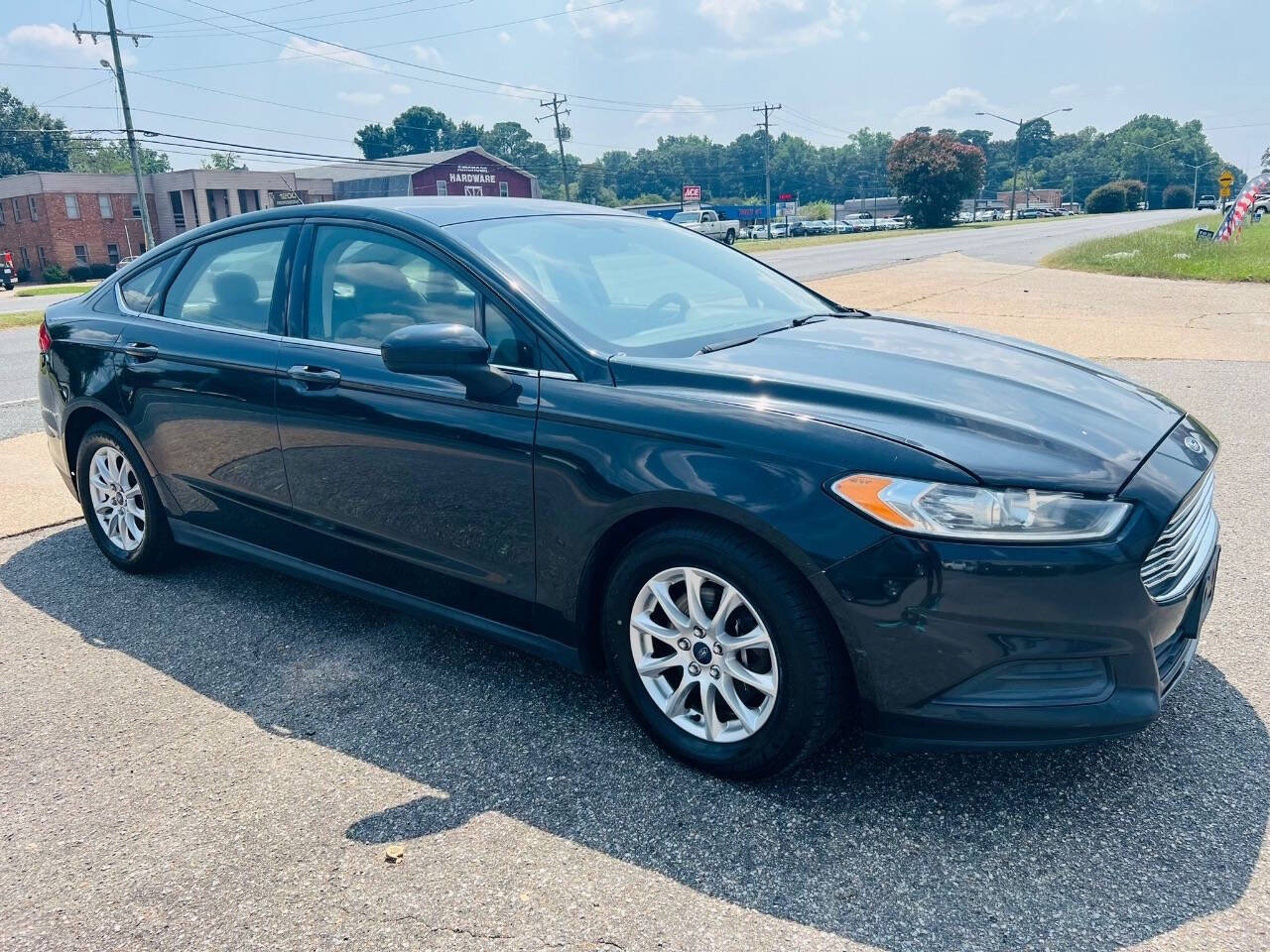 2014 Ford Fusion for sale at CAR FARMER & SALES in Chesapeake, VA