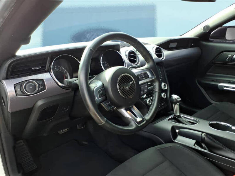 2017 Ford Mustang EcoBoost