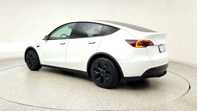 2024 Tesla Model Y Long Range