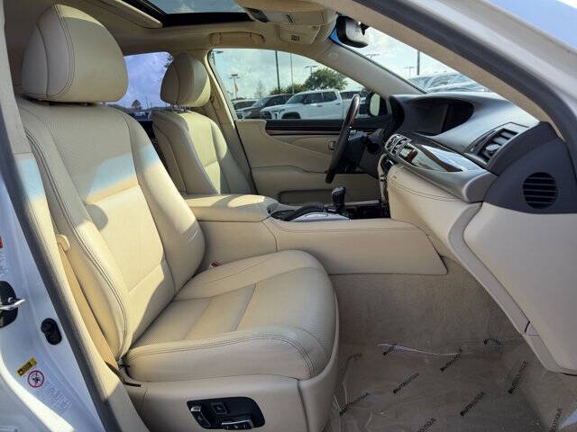 2016 Lexus LS 460