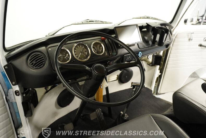 1976 Volkswagen Type 2