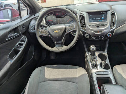 2017 Chevrolet Cruze LT Auto
