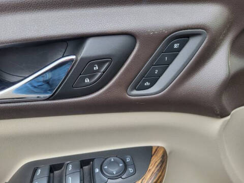 2017 GMC Acadia Denali