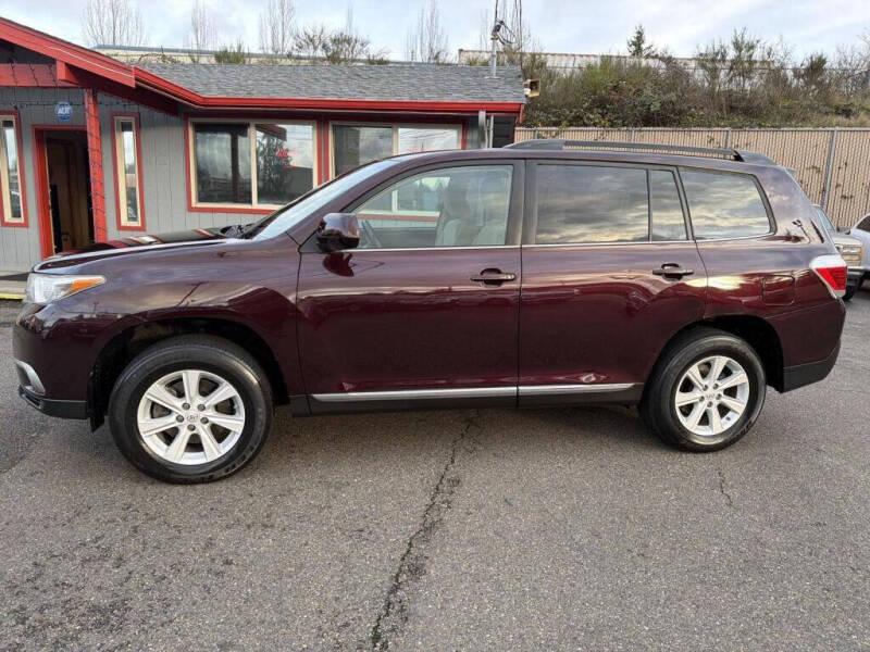 2013 Toyota Highlander Plus