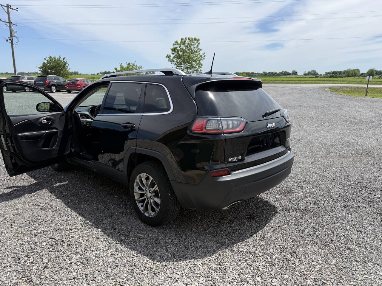 Black 2019 Jeep Cherokee Latitude Plus Latitude Plus 4dr SUV 6