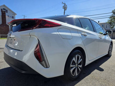 2017 Toyota Prius Prime Plus