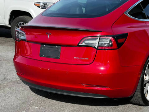 2019 Tesla Model 3 Long Range