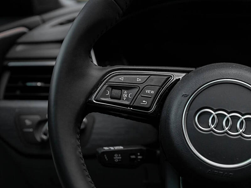 2018 Audi A4 2.0T quattro Prestige