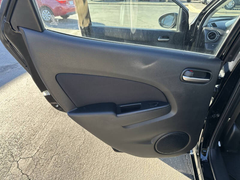 2013 Mazda MAZDA2 Touring