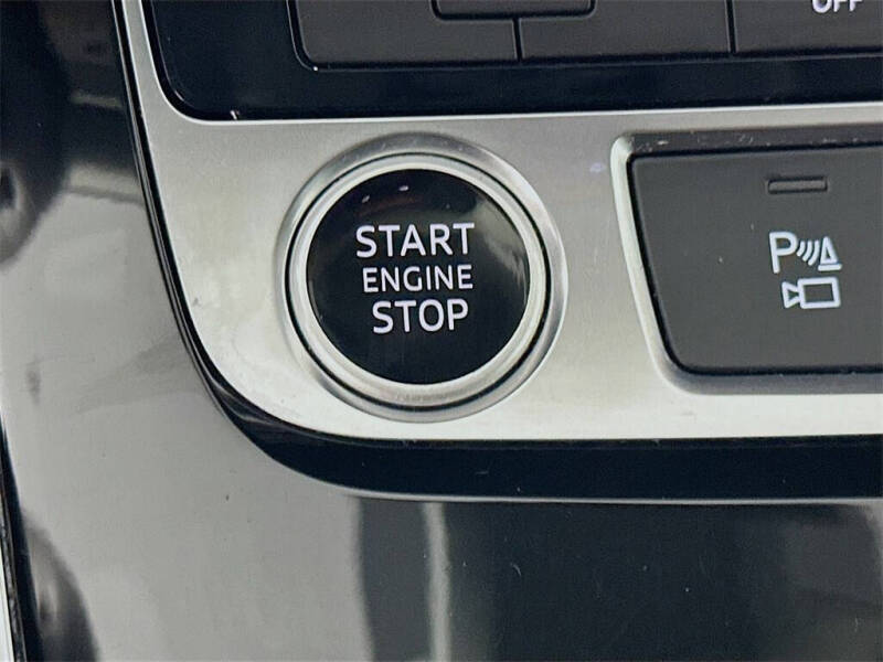 2021 Audi Q8 quattro Premium Plus 55 TFSI