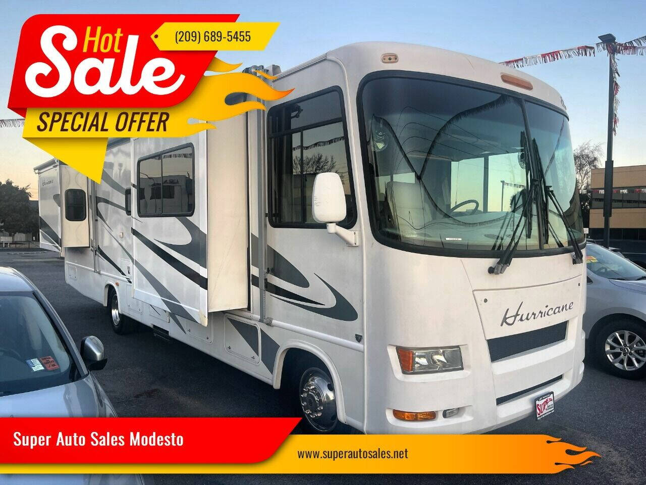 2009 Four Winds Hurricane for sale at Super Auto Sales Modesto in Modesto, CA