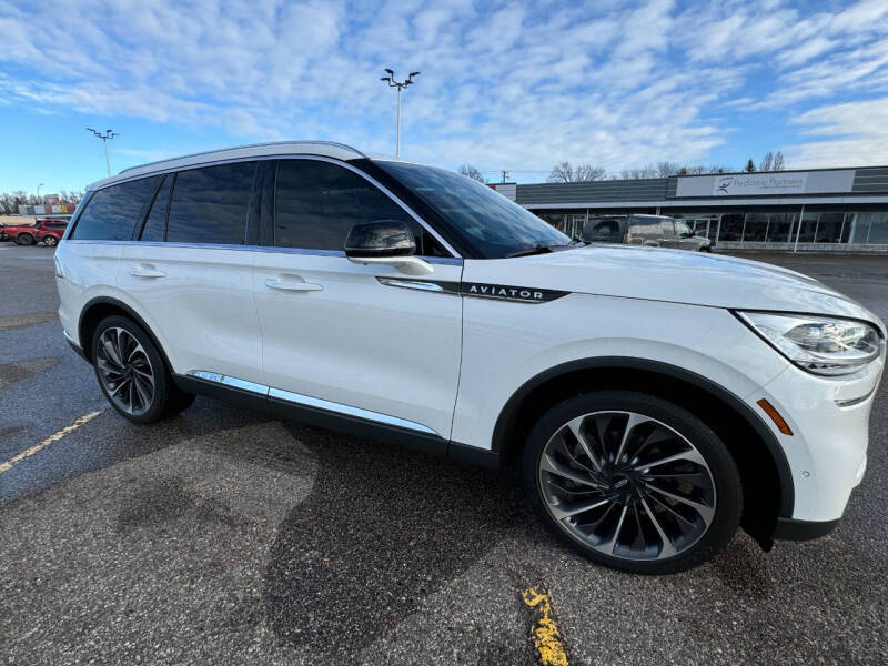 2020 Lincoln Aviator Reserve photo 2