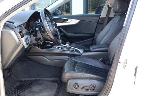 2017 Audi A4 2.0T quattro Premium Plus