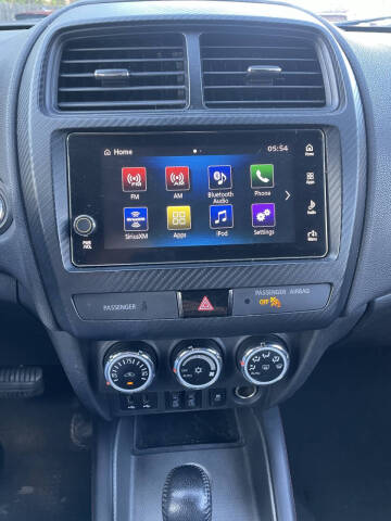 2019 Mitsubishi Outlander Sport SE