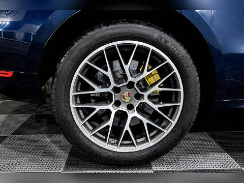 2015 Porsche Macan S