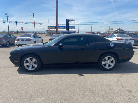2014 Dodge Challenger for sale at First Choice Auto Sales in Bakersfield CA
