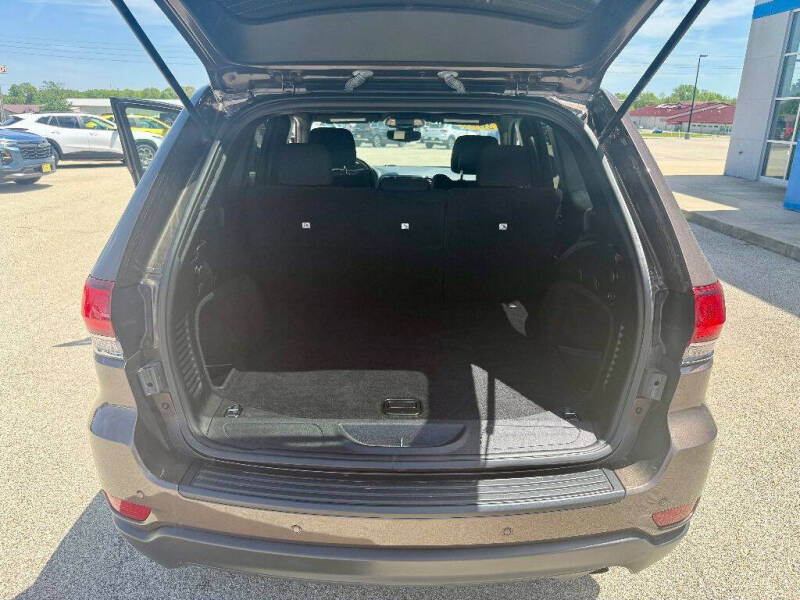 2020 Jeep Grand Cherokee Laredo E