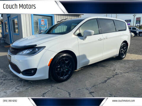 2018 Chrysler Pacifica for sale at Couch Motors in Saint Joseph MO