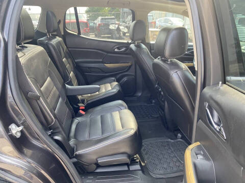 2017 GMC Acadia Denali