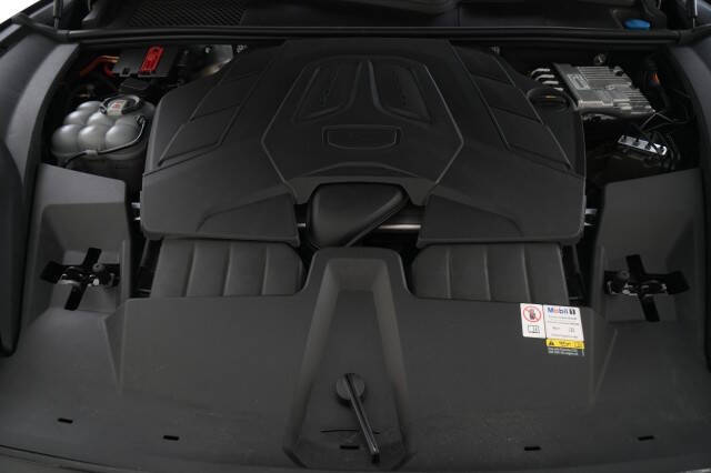 2024 Porsche Cayenne