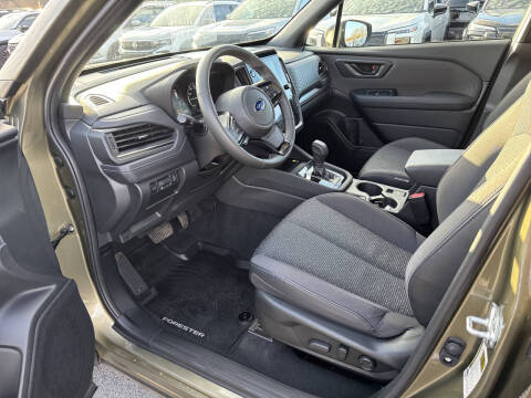 2025 Subaru Forester Premium