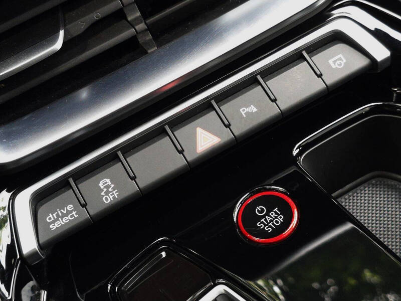 2024 Audi e-tron GT quattro Premium Plus