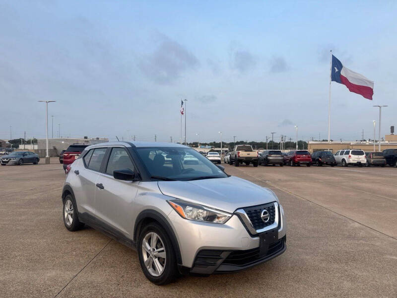 2020 Nissan Kicks S