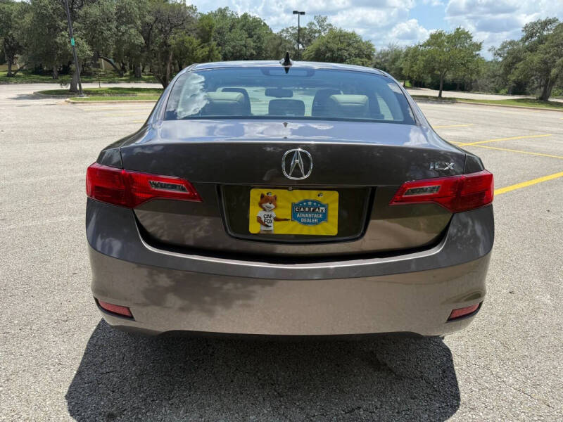 2015 Acura ILX 2.0L w/Tech