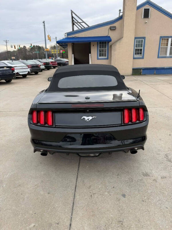 2017 Ford Mustang EcoBoost Premium