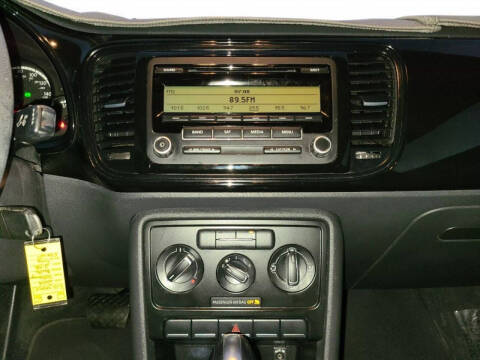 2014 Volkswagen Beetle 1.8T Entry PZEV