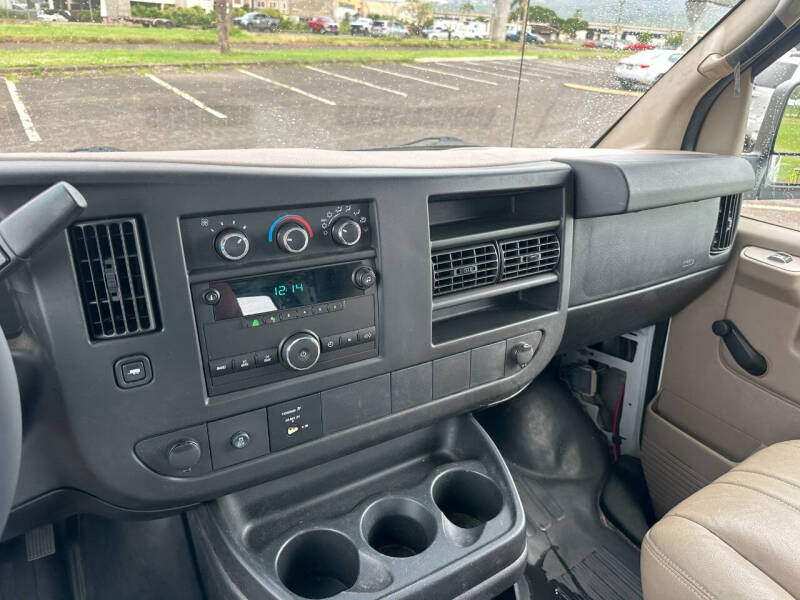 2012 Chevrolet Express Cargo Work Van - Photo 19