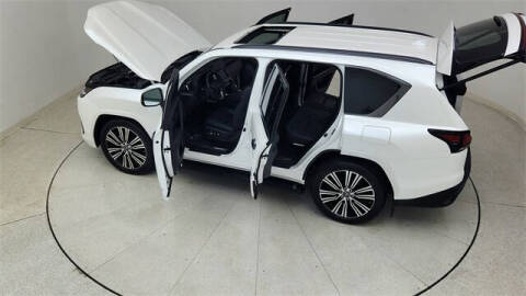 2023 Lexus LX 600 Luxury