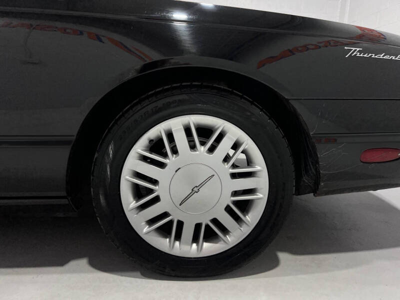 2003 Ford Thunderbird
