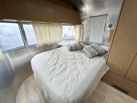 2016 Airstream Flying Cloud