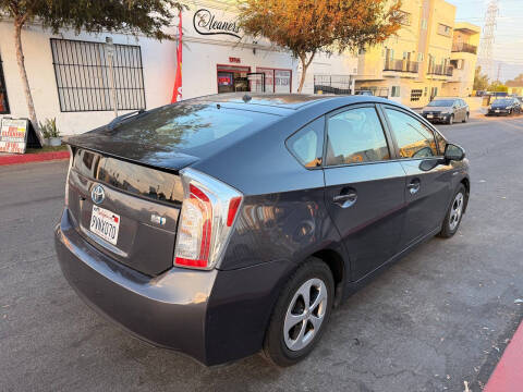 2012 Toyota Prius Two