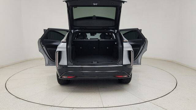 2024 Cadillac LYRIQ Tech