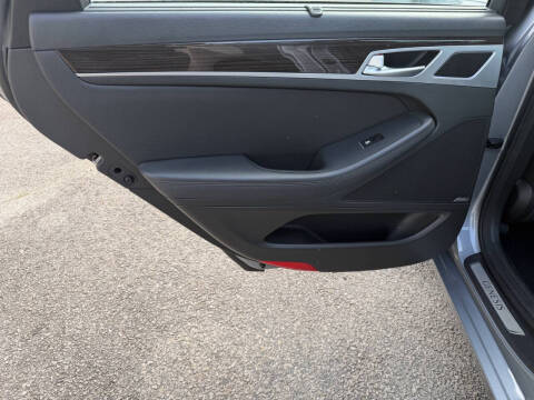 2017 Genesis G80 3.8
