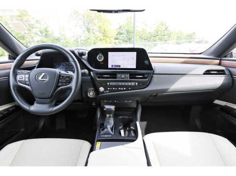 2025 Lexus ES 350