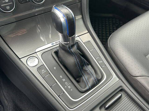 2015 Volkswagen e-Golf SEL Premium