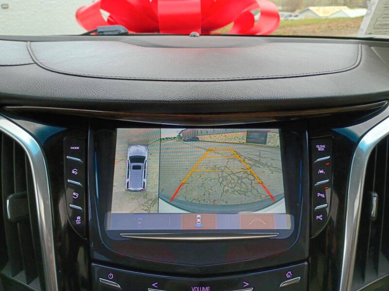 2018 Cadillac Escalade Luxury