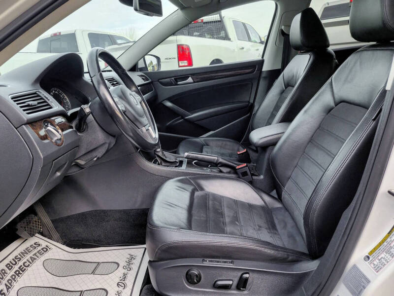 2015 Volkswagen Passat 2.0L TDI SEL Premium