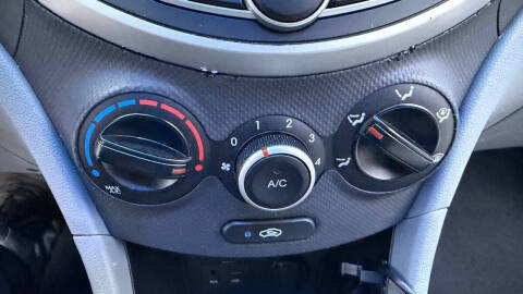 2014 Hyundai Accent GS