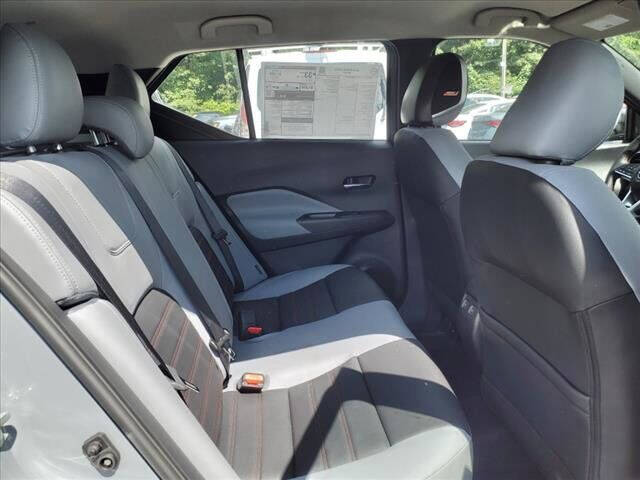 2024 Nissan Kicks SR