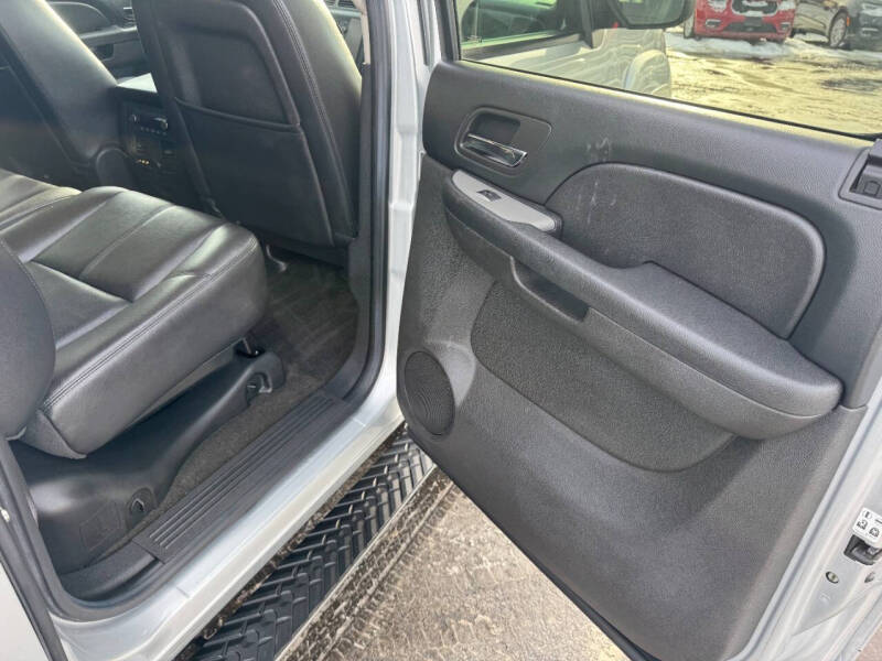 2013 Chevrolet Avalanche LT Black Diamond