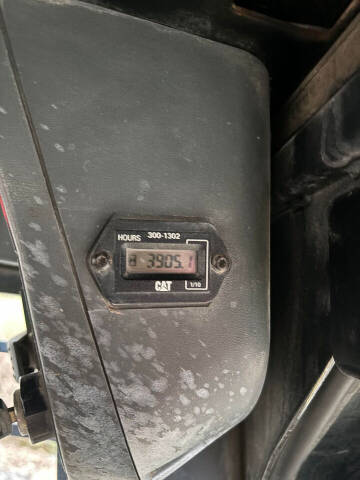 2011 Caterpillar 247 B3